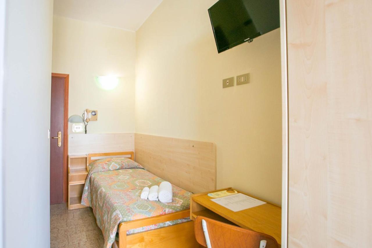 Hotel Ischia Rimini Luaran gambar